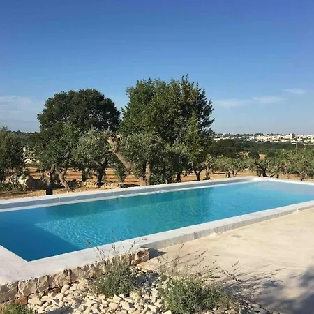 Trulli Il Pinnacolo بيت للعطل