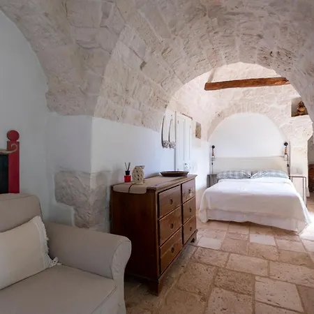 Trulli Il Pinnacolo 펜션 *